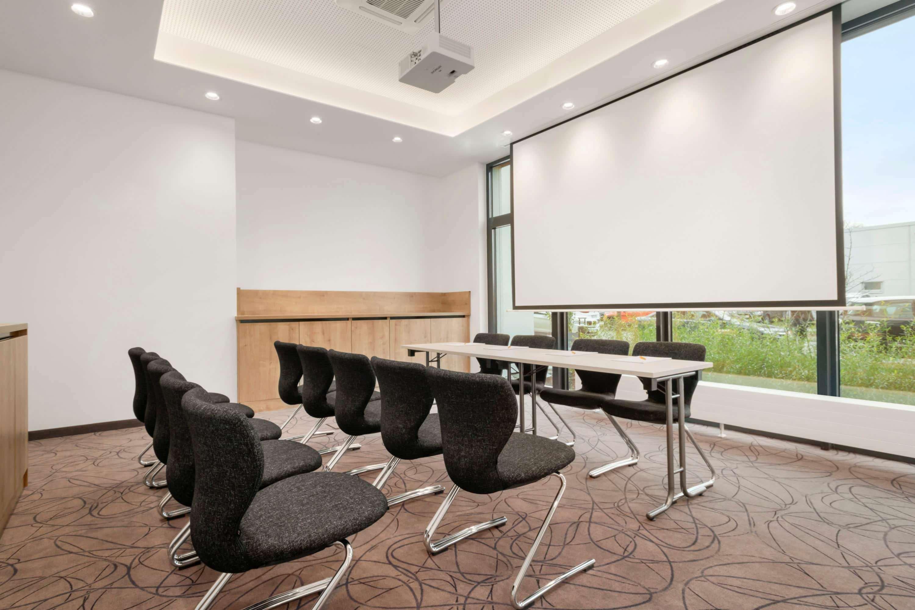 Hotel Super 8 By Wyndham North