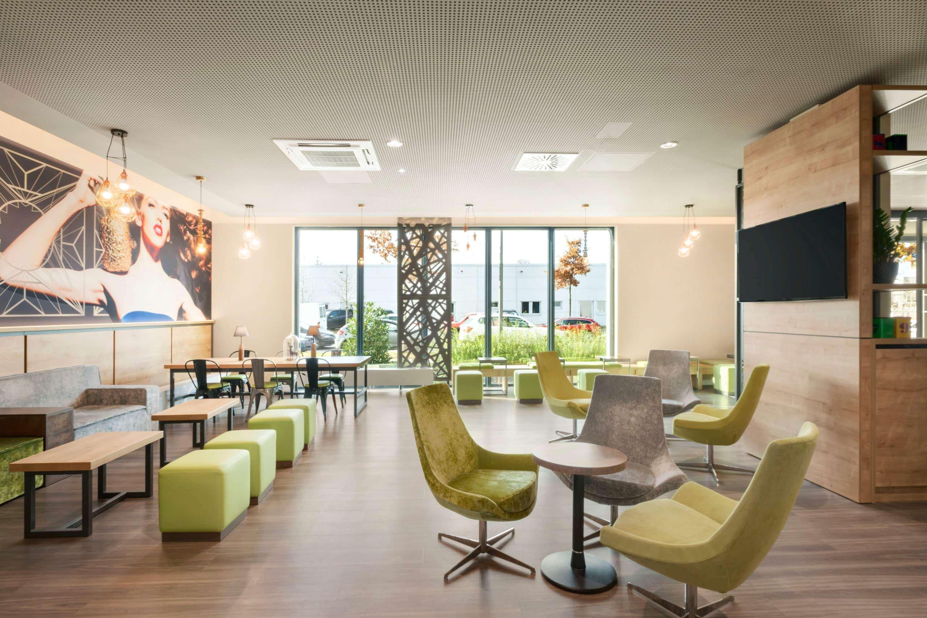Super 8 By Wyndham North Hotel München