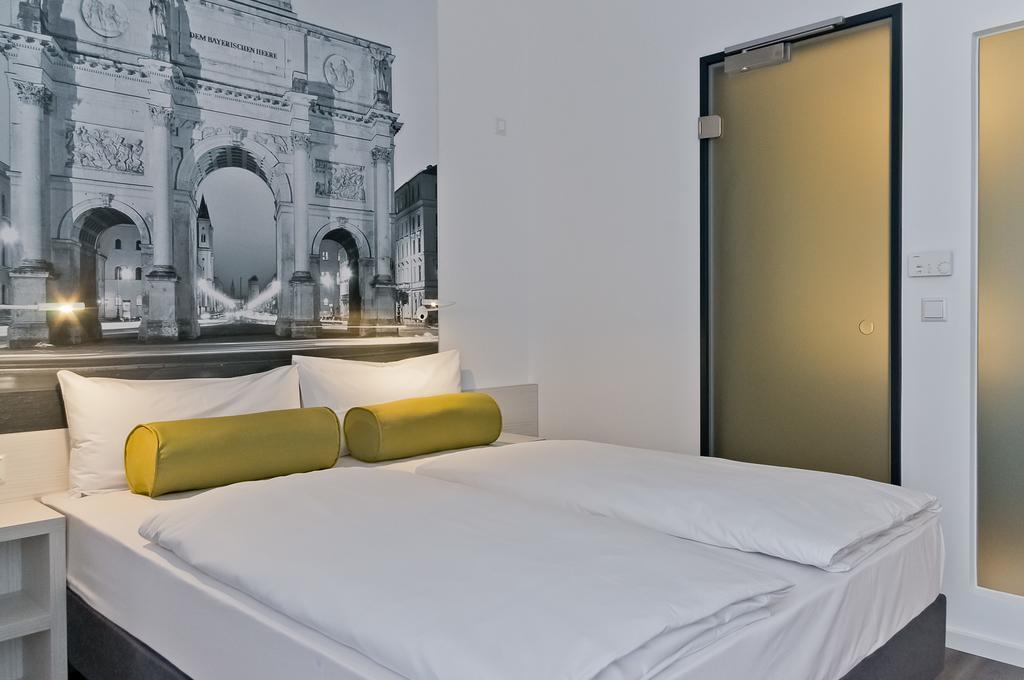 Hotel Super 8 By Wyndham North 3*